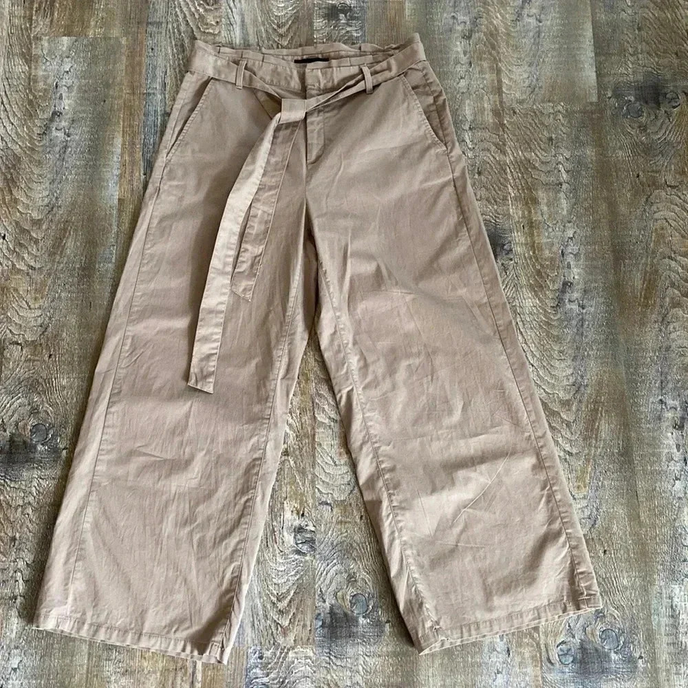 Banana Republic | Cotton Blend Wide Leg  Capris